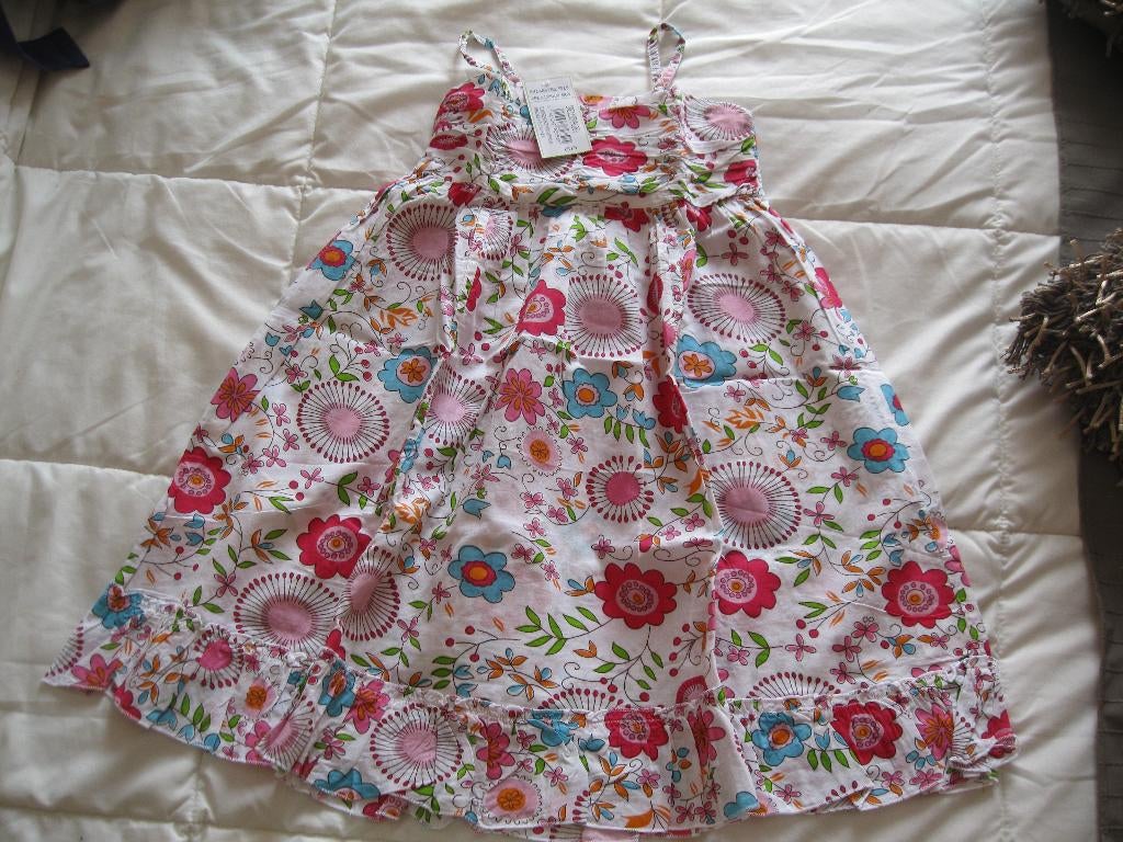Robe neuve Premaman fleurie 6 ans, Neuf, Robe ou Jupe, Enlèvement ou Envoi, Premaman