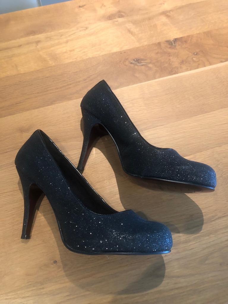 Nieuwe zwarte pumps maat 41, merk Tamaris, hakhoogte 11 cm, Tamaris, Pumps, Zwart, Nieuw