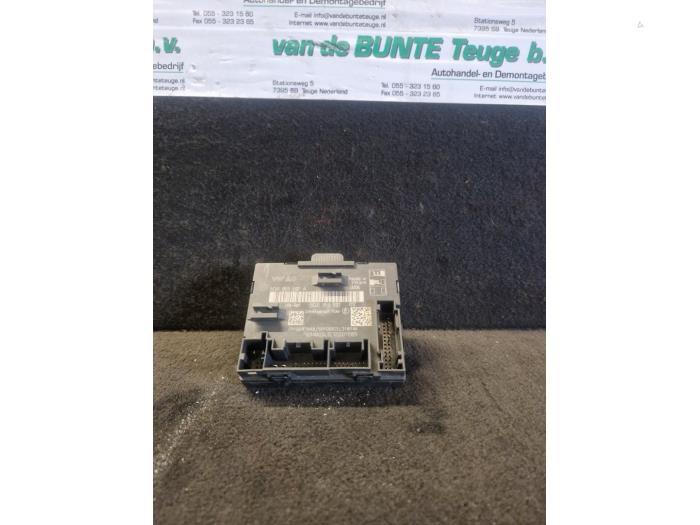 Module verrouillage central des portes d'un Volkswagen Golf, Enlèvement ou Envoi, 3 mois de garantie, Utilisé, Volkswagen