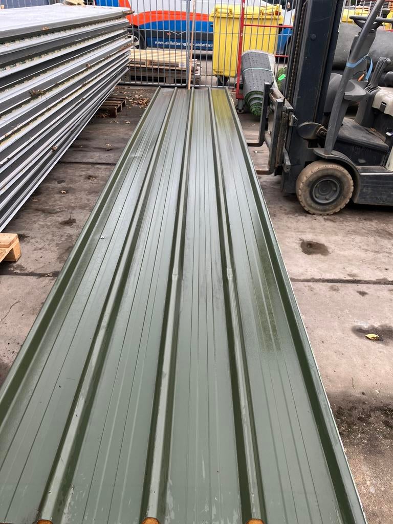 Partij geïsoleerde dakpanelen 4 cm voor slechts €13/m2, Doe-het-zelf en Bouw, Overige kleuren, Overige typen, Ophalen of Verzenden