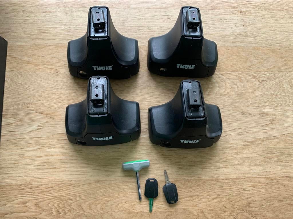 Thule Rapid system 754, Auto diversen, Dakdragers, Ophalen of Verzenden, Gebruikt