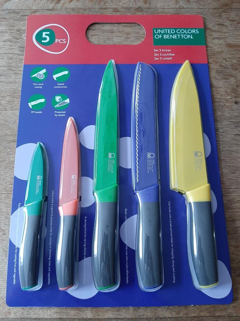 Set de Couteaux "Benetton" NEUF", Maison & Meubles, Cuisine | Ustensiles de cuisine, Enlèvement ou Envoi