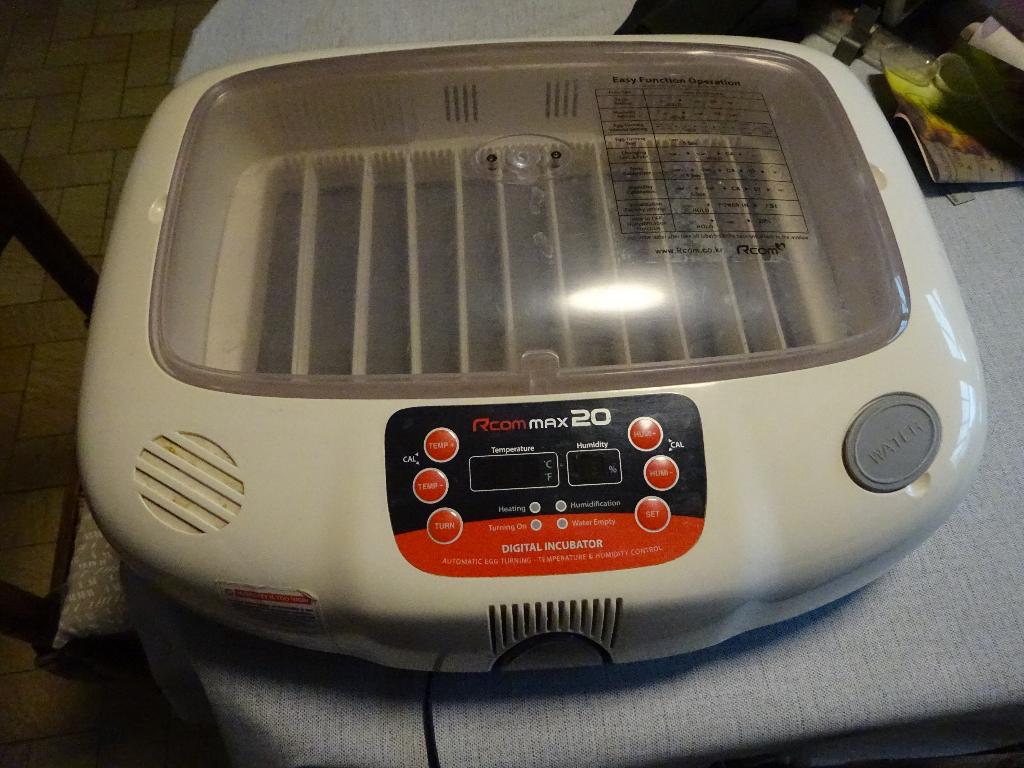 broedmachine r-com 20 max, Ophalen of Verzenden, Zo goed als nieuw, Overige typen