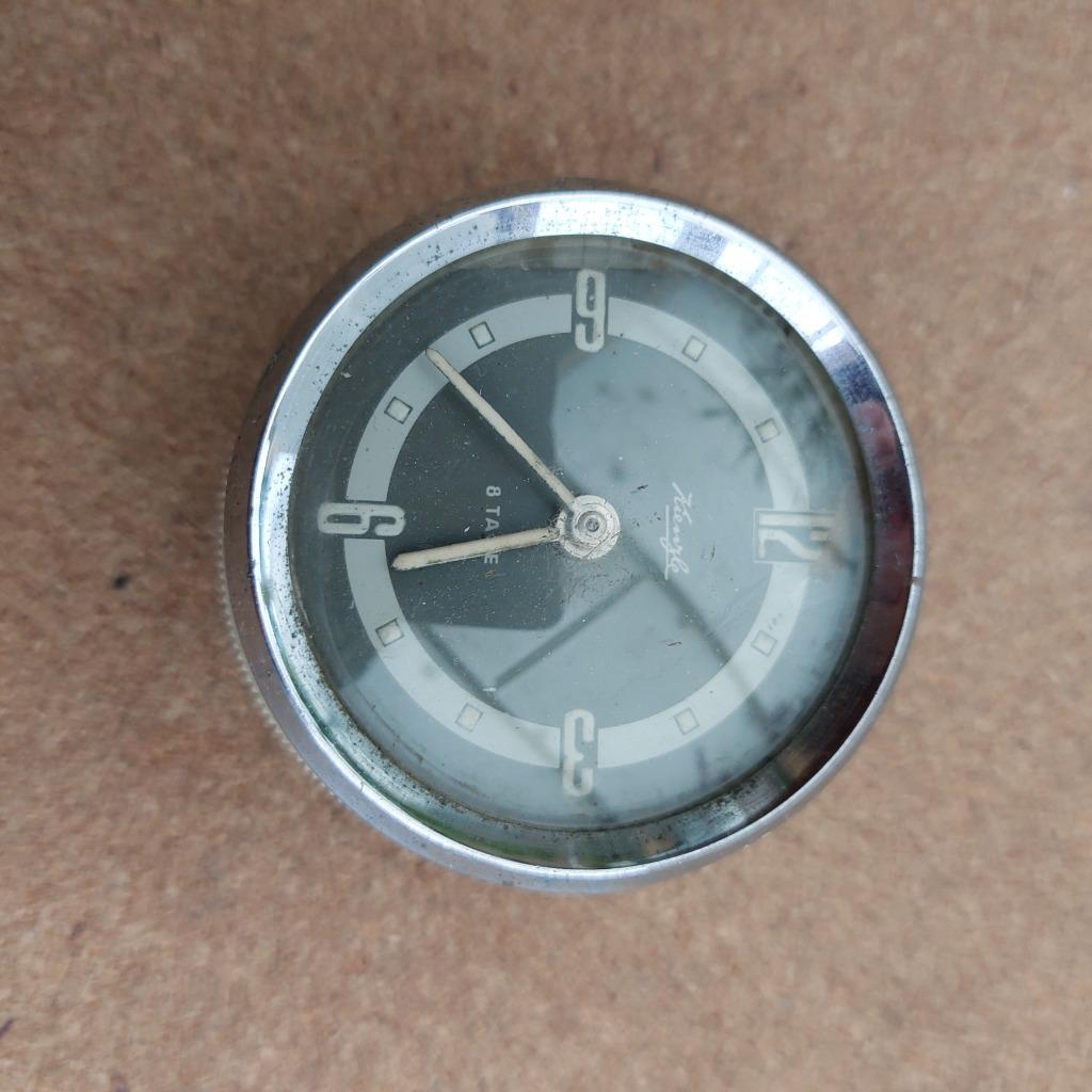 horloge de tableau de bord, Envoi