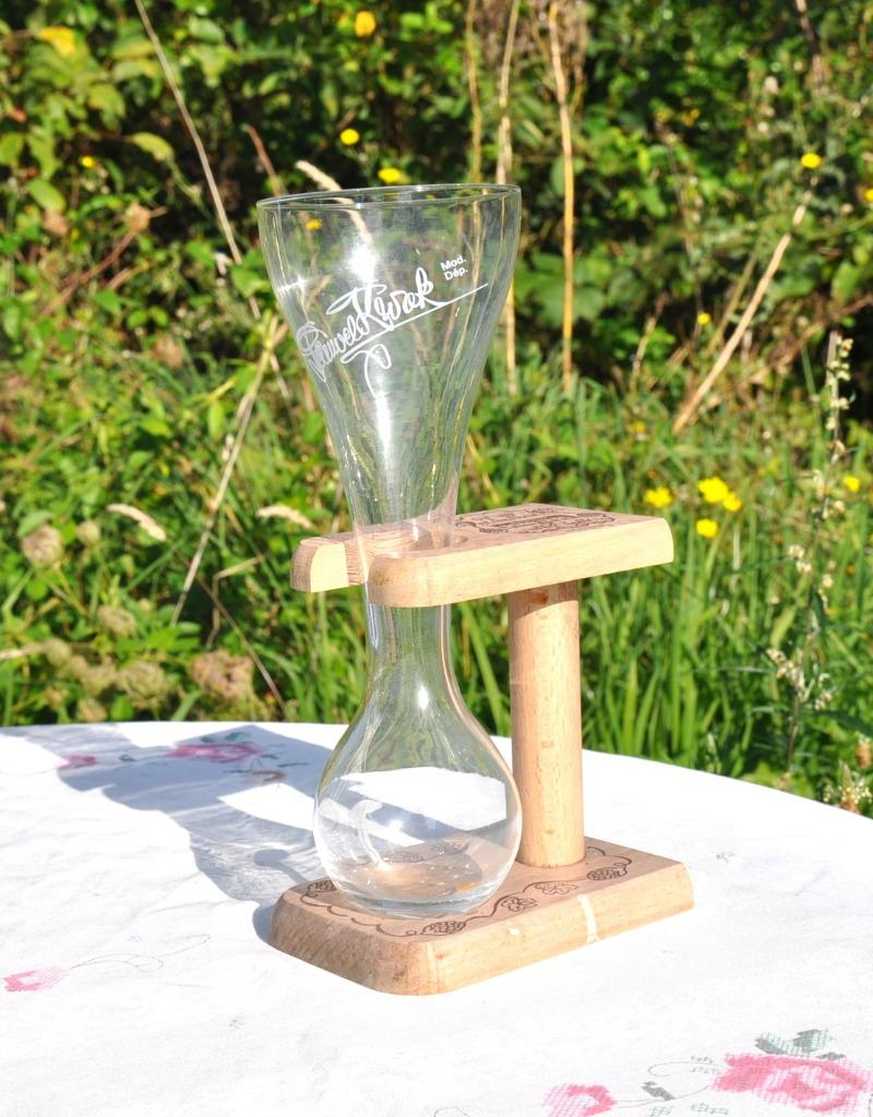 verre a biere sur potence en bois kwak, Enlèvement ou Envoi, Comme neuf, Verre ou Verres, Autres marques
