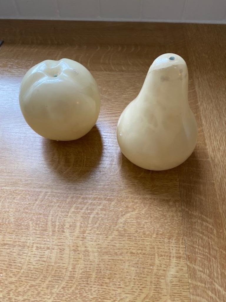 Presse papier witte peer en appel, Huis en Inrichting, Keuken | Servies, Overige materialen, Gebruikt, Overige typen, Ophalen of Verzenden