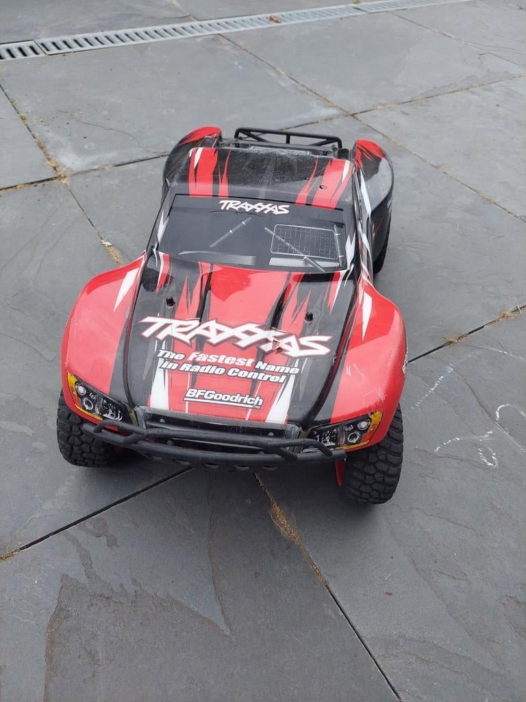 Traxxas slash 2wd goede staat, Enlèvement, Comme neuf, Voiture
