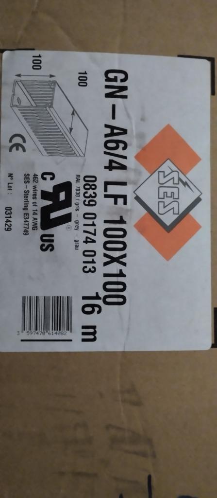 Chemin de câble goulotte SES Sterling Legrand, Enlèvement, Neuf