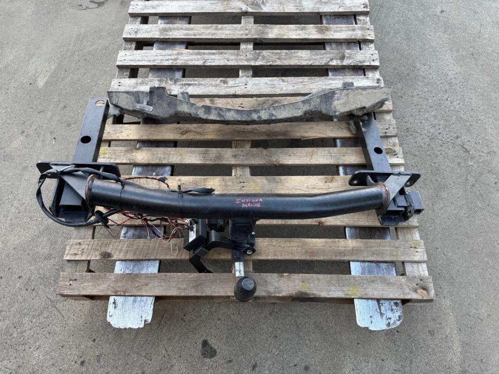 Attache remorque Opel Insigna Berline, Enlèvement, Utilisé
