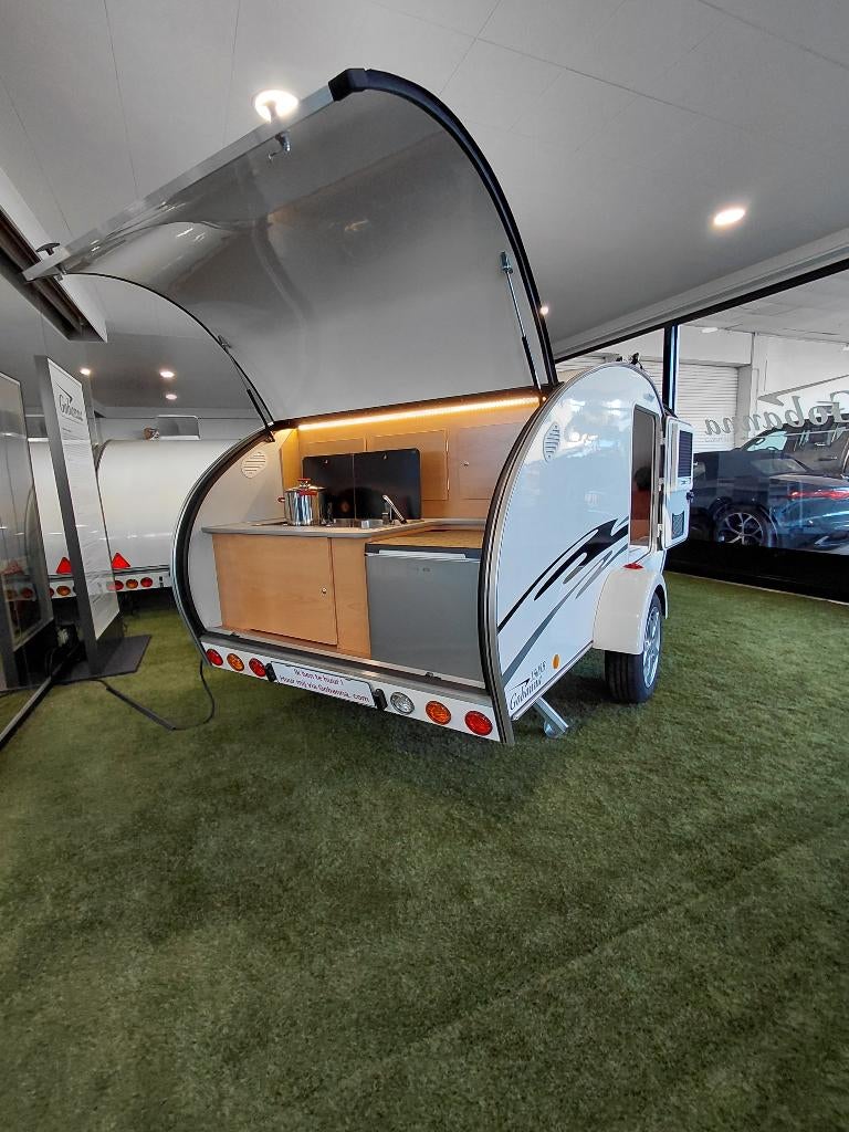 Location de petites caravanes Gobanna 1500 Brake Belgique, Caravanes & Camping, Autres marques, Lit Queen size, Jusqu'à 4 m, Auvent