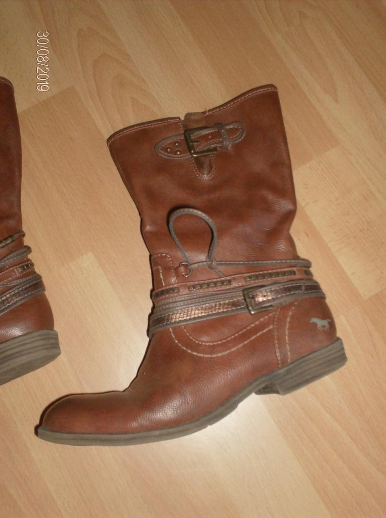 BRUIN LAARZEN MERK MUSTANG - MAAT 38, Enlèvement ou Envoi, Brun, Boots et Botinnes, Mustang