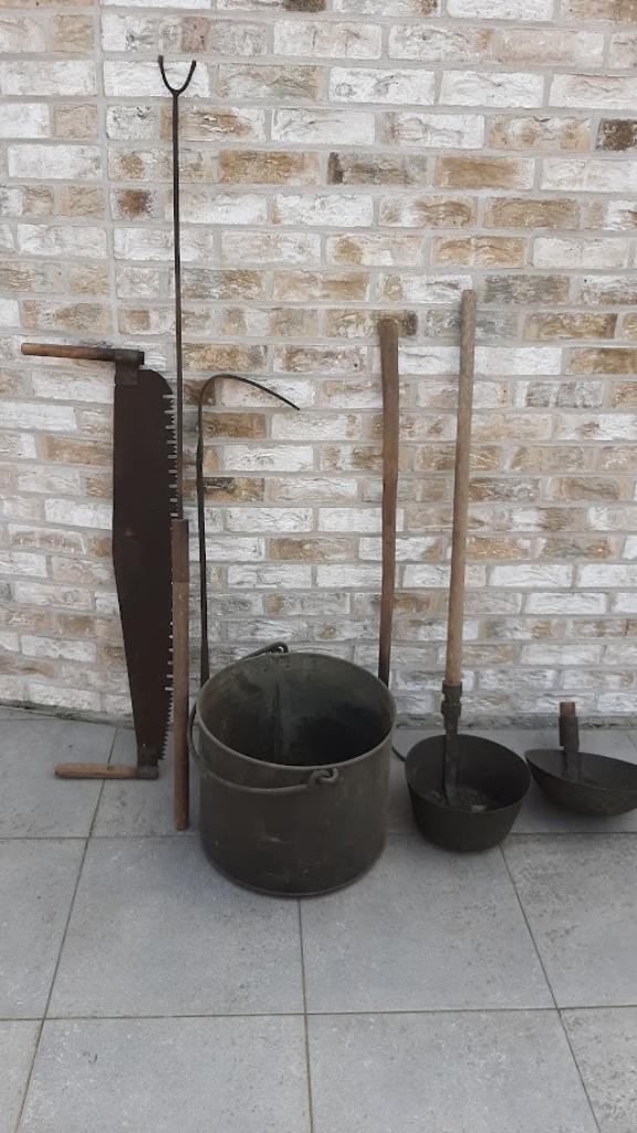 Oude antieken gereedschappen, antiek, Aalschepper zaag zeis, Verzenden