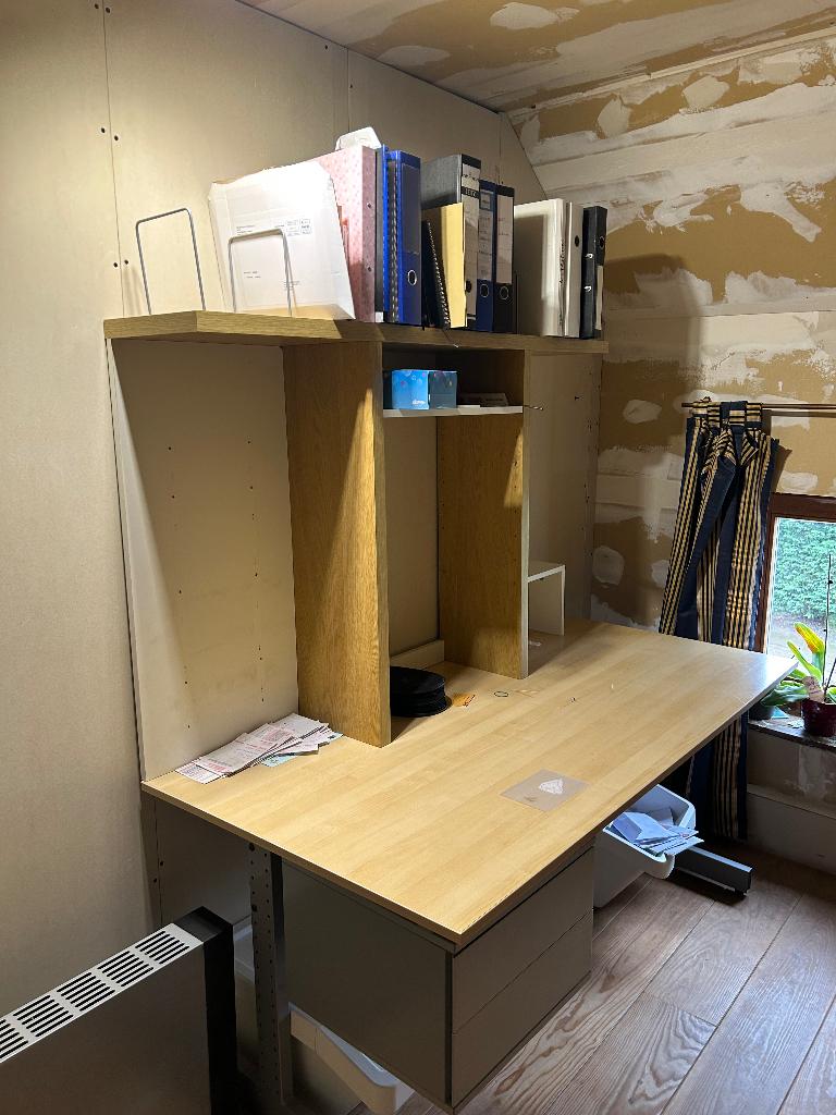 Bureau, Enlèvement, Comme neuf