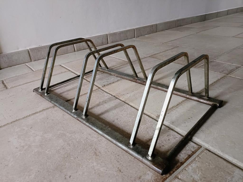 Rek voor 3 fietsen, Ophalen