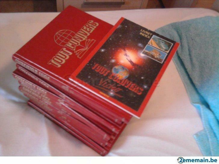 Livres et cassettes tout  l'univers, Livres, Encyclopédies, Utilisé