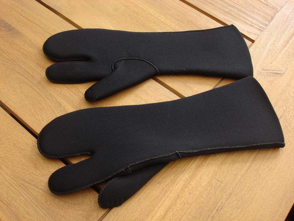 Moufles plongée longues neuves couleur : noir très chaude, Enlèvement ou Envoi, Neuf, Combinaison de plongée