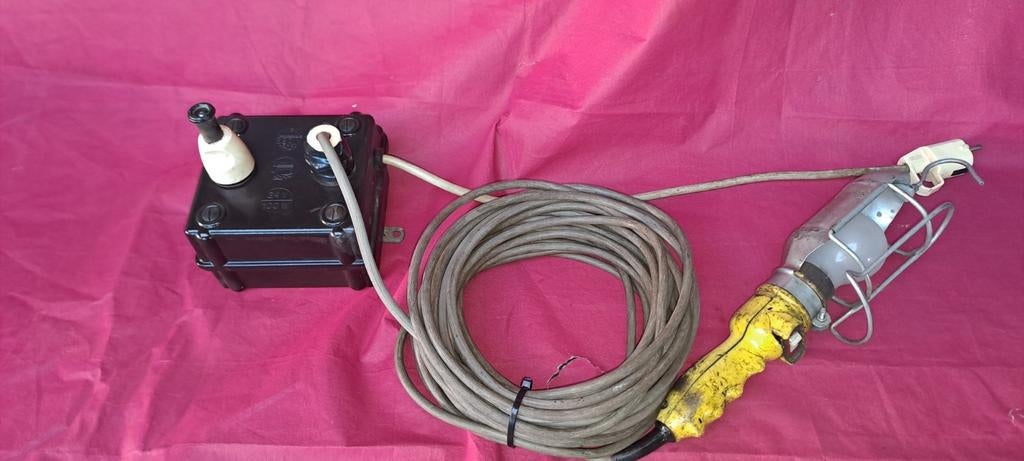 Looplamp 24 volt met transvo, Ophalen of Verzenden, Zo goed als nieuw