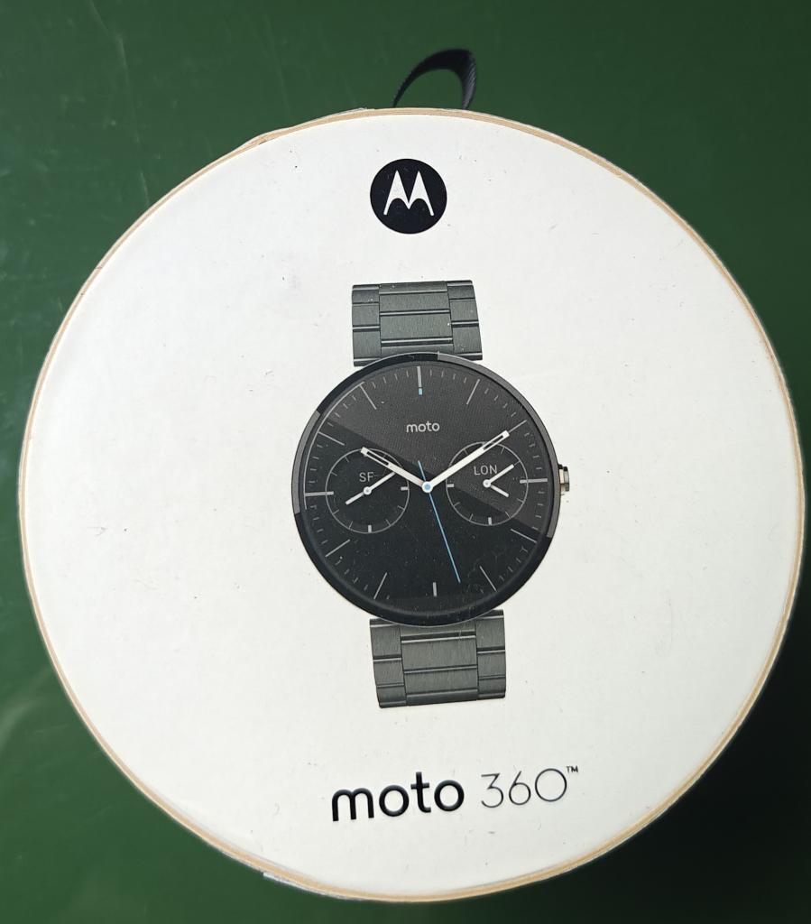 Smartwatch Moto 360 + chargeur & boîte - tech rétro+style !, Enlèvement ou Envoi, Utilisé, Avancer d'un pas, Moto 360