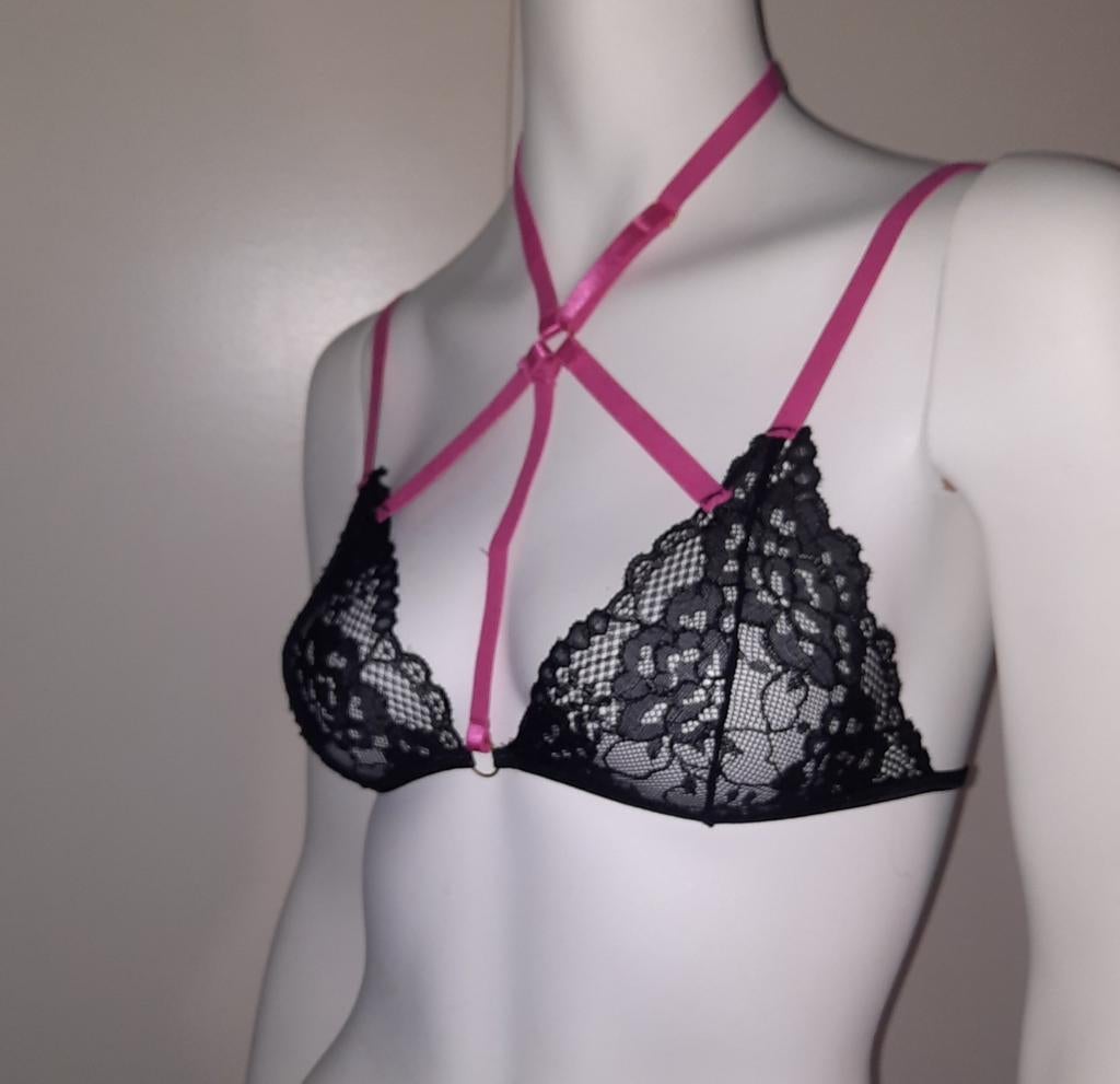 NOUVEL ensemble de lingerie 2 pièces « S », Lingerie, Enlèvement ou Envoi, Noir, Ensemble