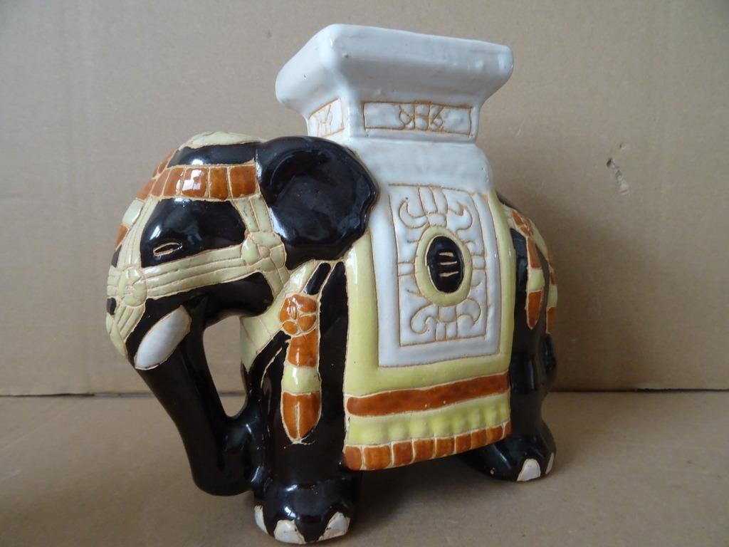 Curiosités Statue de éléphant en poterie statue 20cm 1980, Enlèvement ou Envoi, Comme neuf, Animal