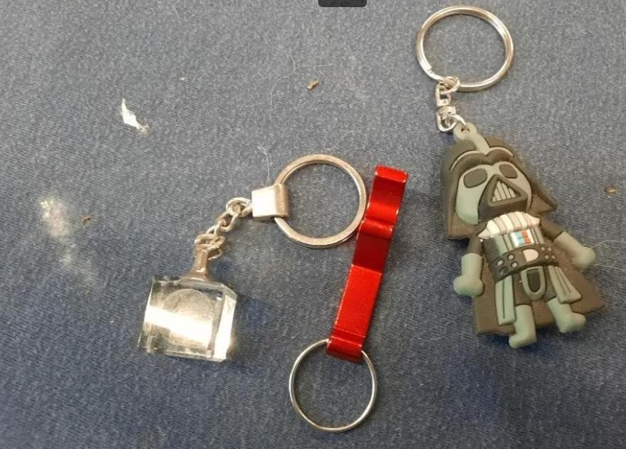 SLEUTELHANGERS, Ophalen of Verzenden, Gebruikt, Overige typen