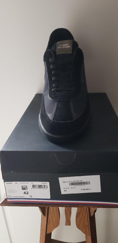 TOMMY HILFIGER  BASKETS   T 42, Vêtements | Hommes, Chaussures, Neuf, Enlèvement ou Envoi, Tommy Hilfiger, Baskets