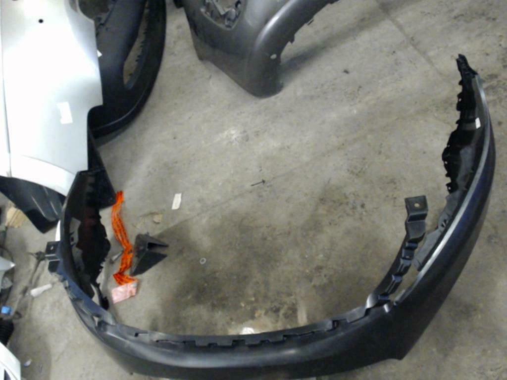 Pare chocs avant partie supérieur  pour KIA soreto 11-09, Ophalen, Voor, Bumper, Gebruikt