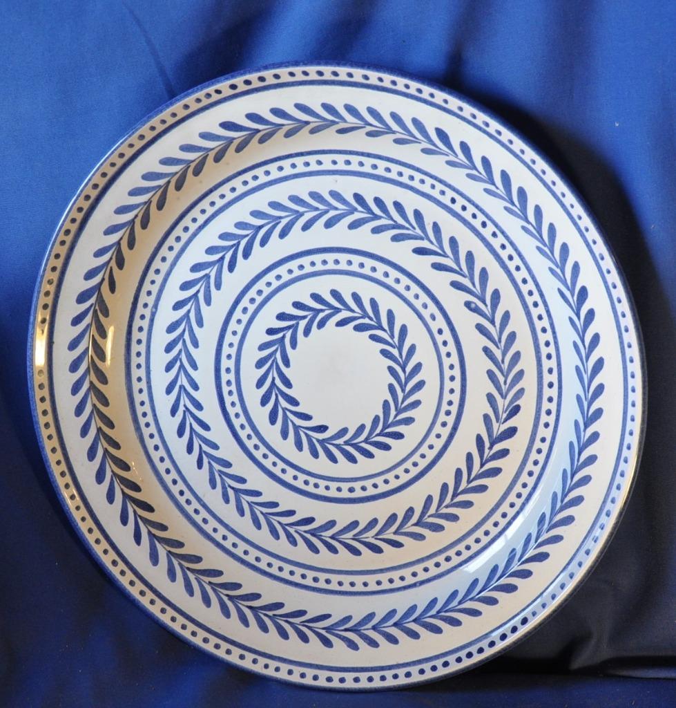 plat de service rond poterie du donjon sars la bruyère, Ophalen of Verzenden