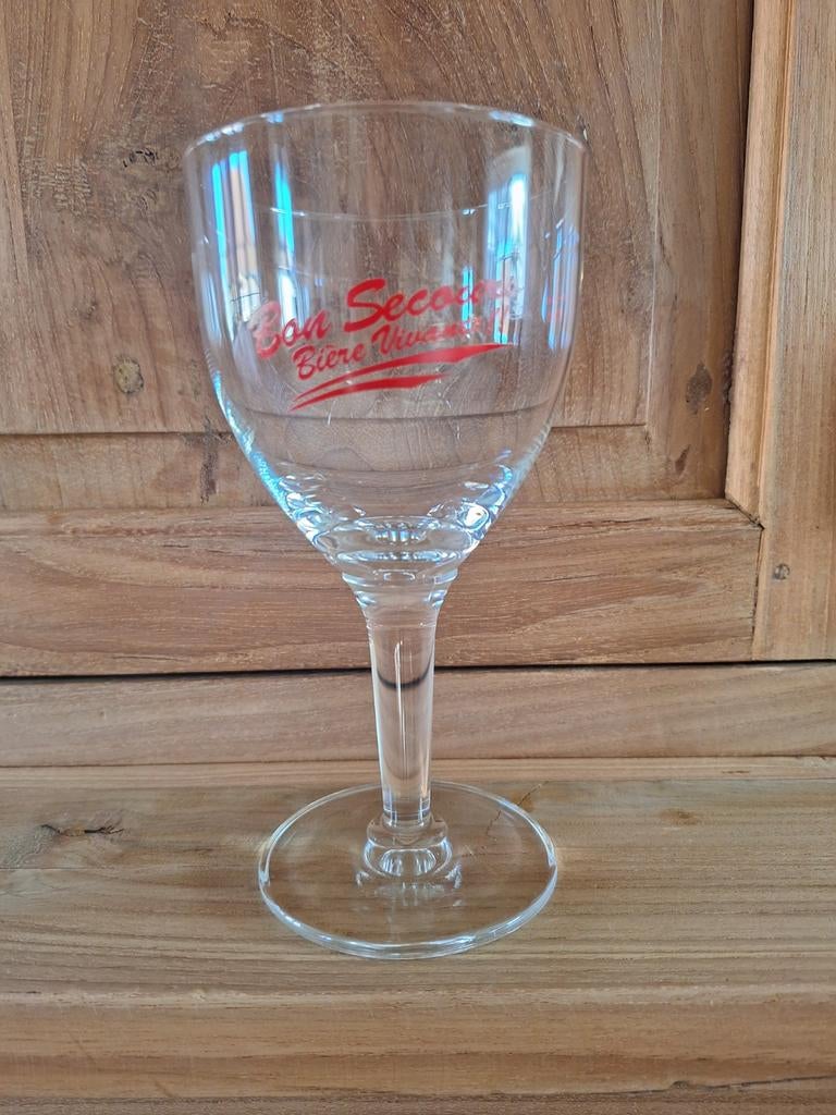 Bon secours glas, Ophalen