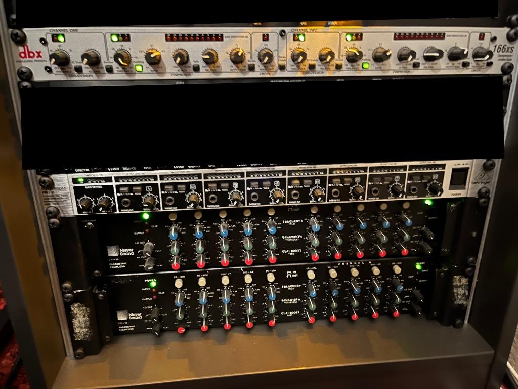 Outboard te koop (DBX, Meyer sound CP10, Behringer), Enlèvement ou Envoi, Utilisé, Compresseur