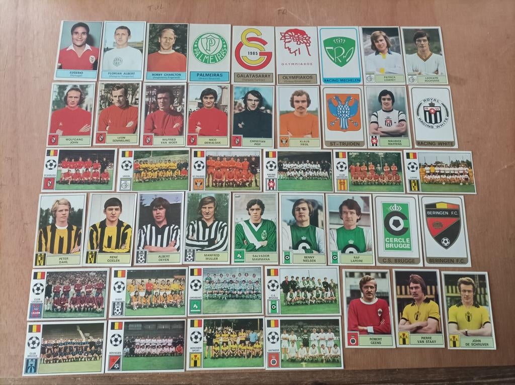 Panini football Belgique 1972-73, 44 pièces Eusébio, Charlto, Enlèvement ou Envoi