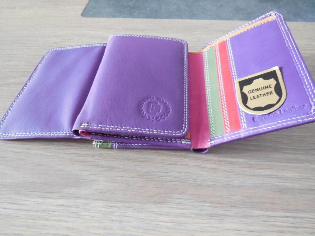 Nieuwe paarse lederen Dames Portefeuille, Ophalen of Verzenden, Nieuw, Paars, Met knipsluiting