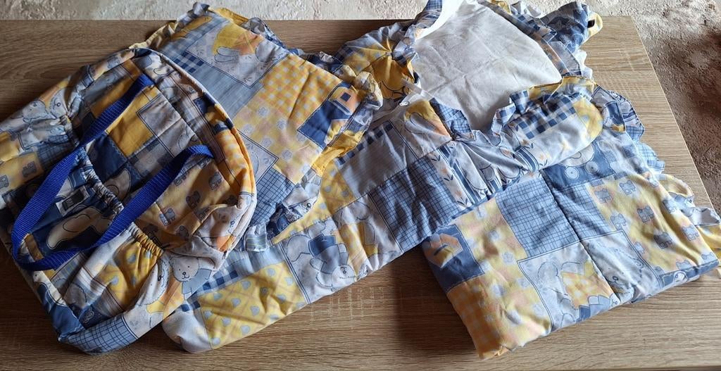 ensemble de couvre-lits. Sac de couchage, sac de bébé, oreil, Garçon ou Fille, Enlèvement ou Envoi, Utilisé, Autres types