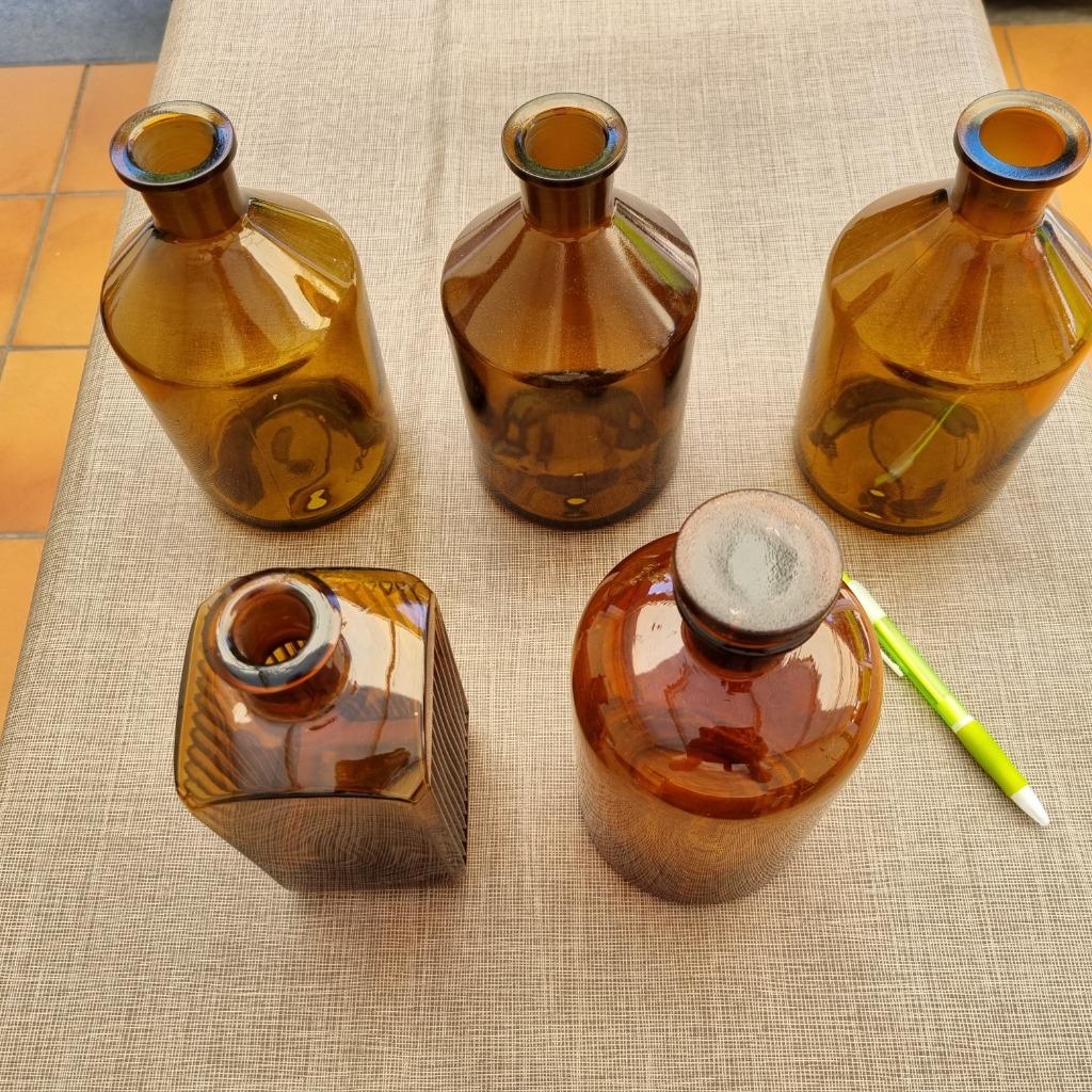 5 Bruine antieke apothekersflessen, Ophalen