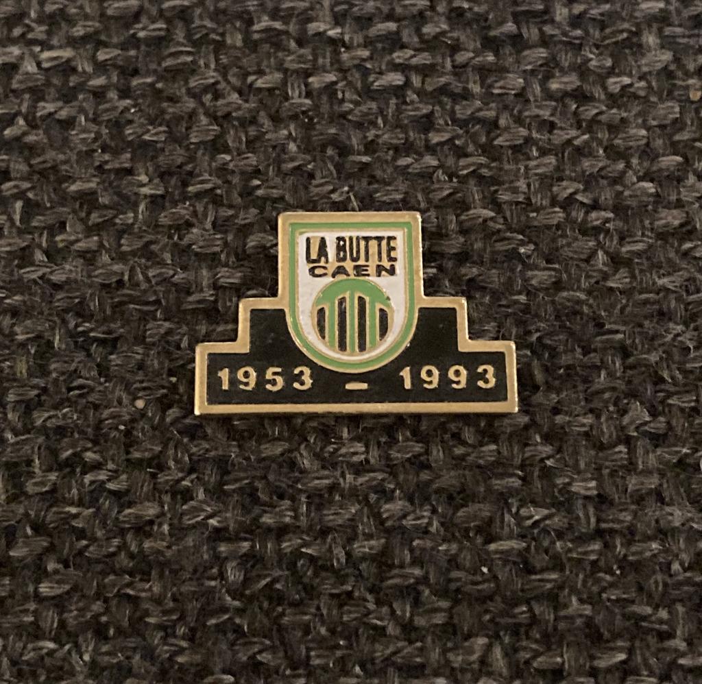 PIN - LA BUTTE CAEN, Envoi, Utilisé, Sport, Insigne ou Pin's