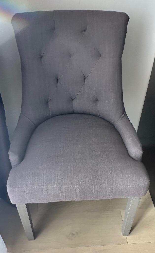 2 eetkamerstoelen, Huis en Inrichting, Stoelen, Ophalen, Modern en stevig, Twee, Zo goed als nieuw