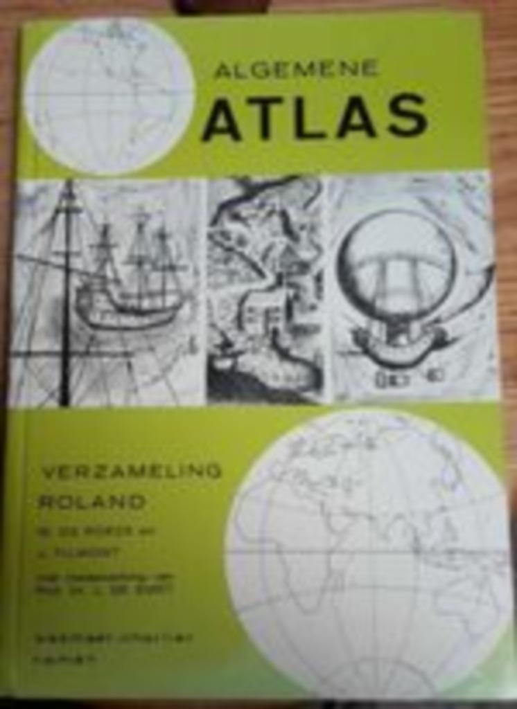 School Atlas, Ophalen of Verzenden, Gelezen, Aardrijkskunde