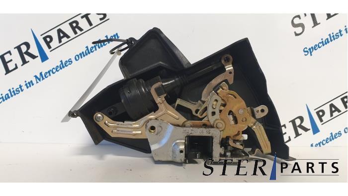 Serrure portière mécanique 4portes arrière droite d'un Me, Enlèvement ou Envoi, 3 mois de garantie, Utilisé, Mercedes-Benz