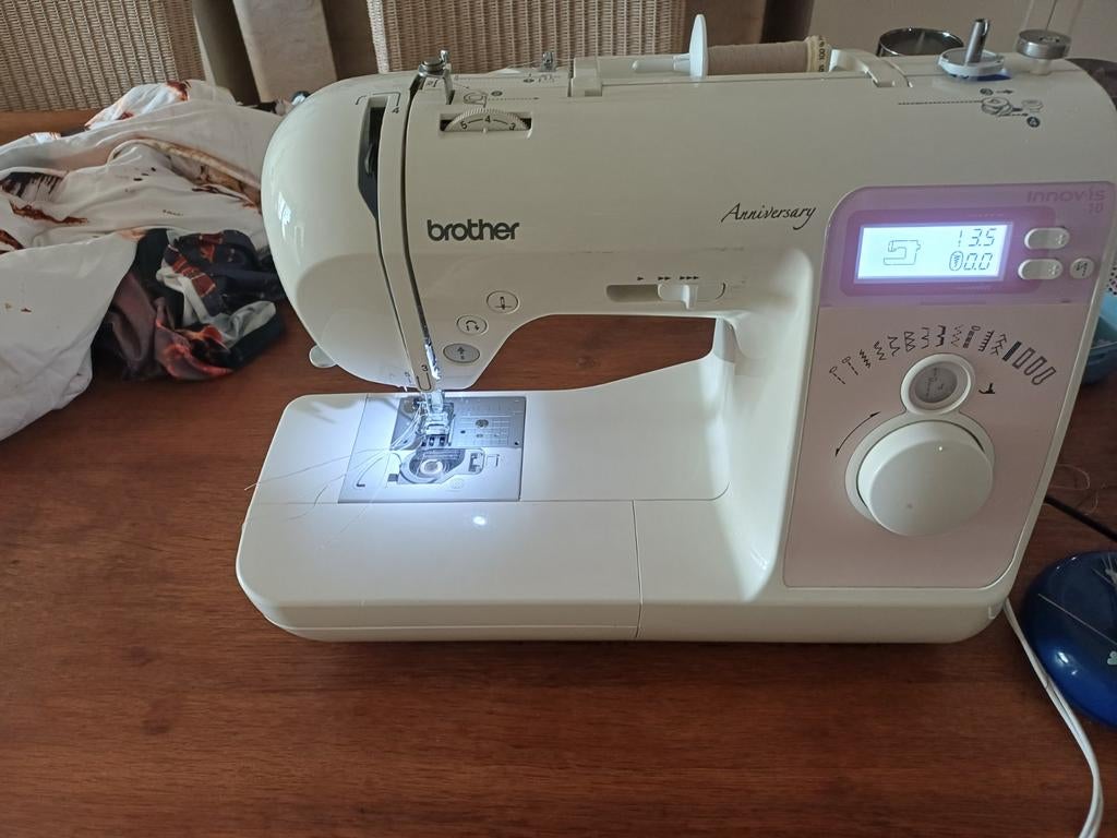 Brother innovis 10 VERKOCHT, Hobby en Vrije tijd, Ophalen