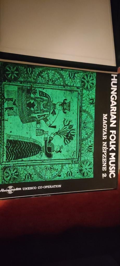 MAGYAR UNESCO 4-vinyl 3-toerenvinylplaten, Boeken, Ophalen of Verzenden, Zo goed als nieuw