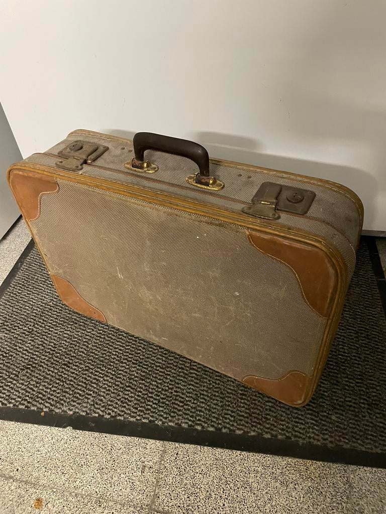 Valise ancienne, Enlèvement ou Envoi, Comme neuf