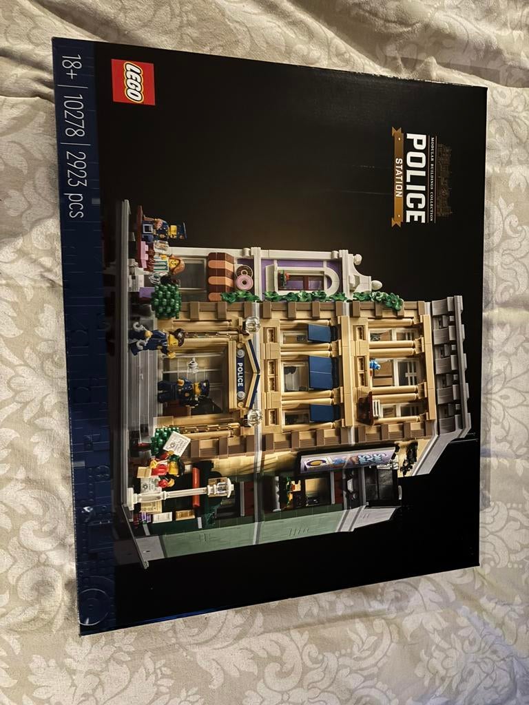 Lego 10278, Kinderen en Baby's, Speelgoed | Duplo en Lego, Ophalen of Verzenden, Zo goed als nieuw, Lego