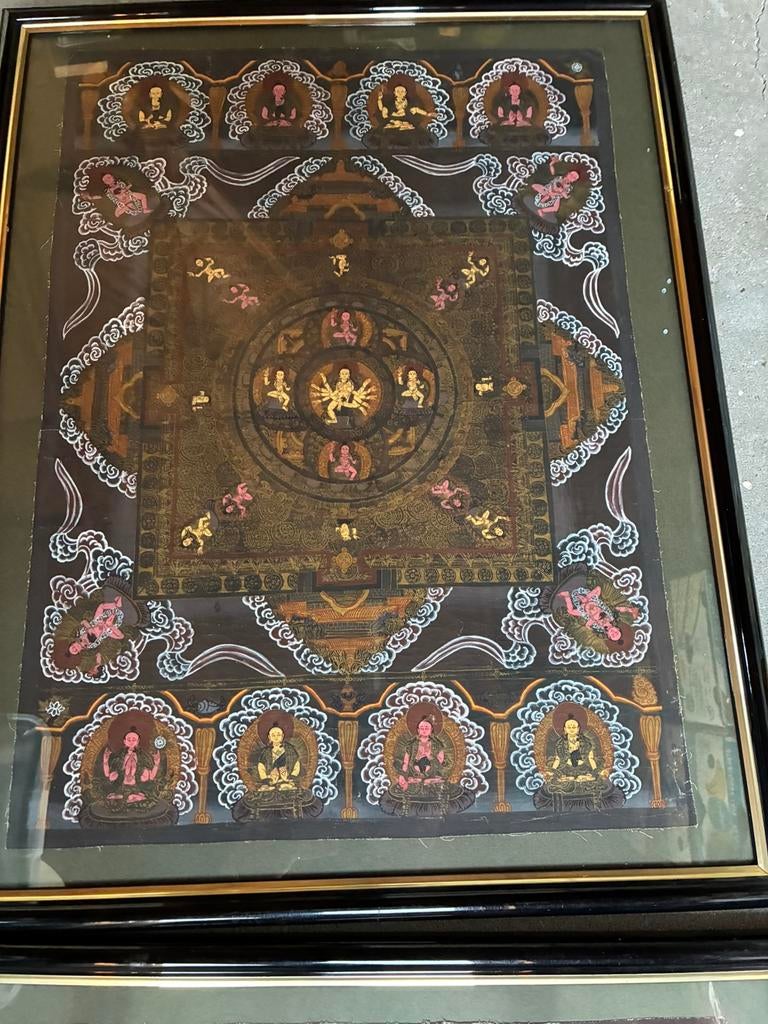 Deux mandalas tibétains Thanka, Enlèvement
