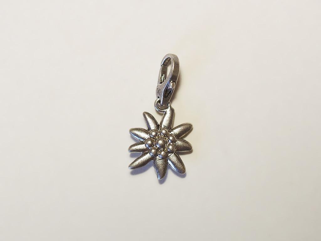 Sterling zilveren bedeltje Edelweiss, Bijoux, Sacs & Beauté, Bracelets à breloques, Autres marques, Enlèvement ou Envoi, 4 bracelets à breloques ou plus