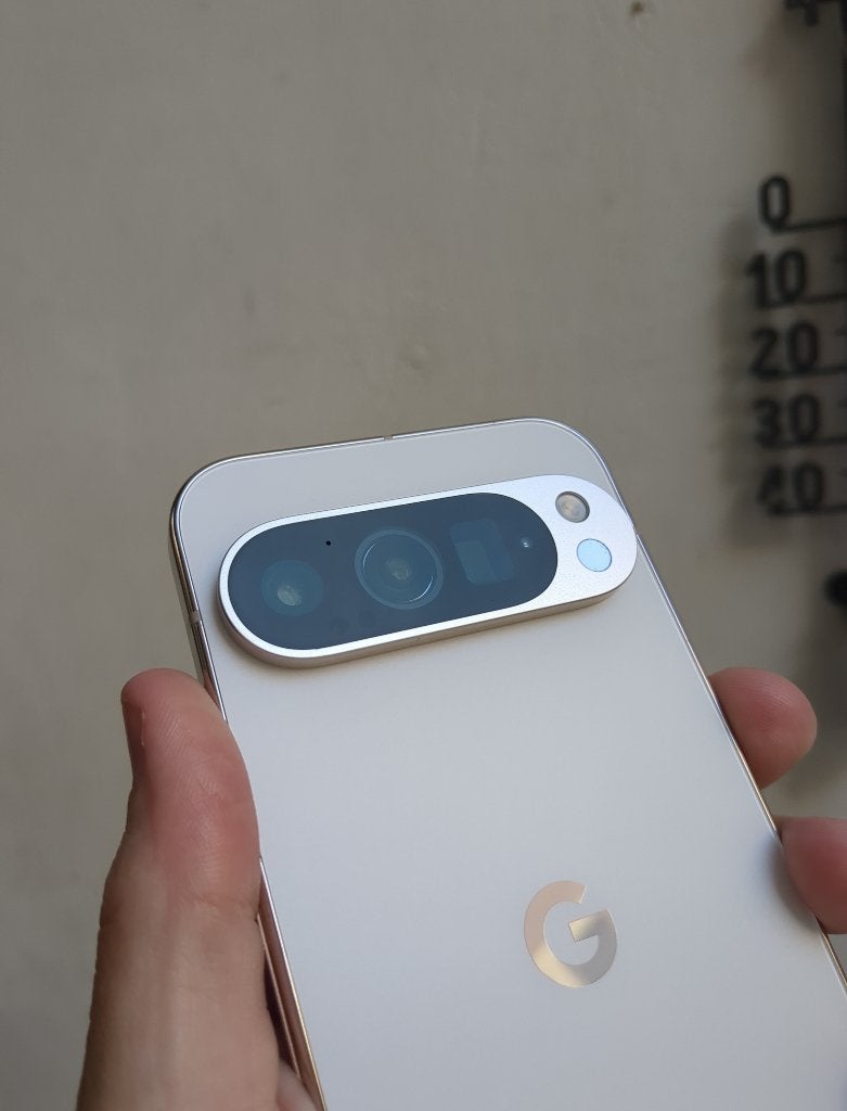 Google Pixel 9 Pro 128, état neuf, Télécoms, Téléphonie mobile | Marques Autre, Comme neuf, Sans abonnement, Sans simlock, 6 mégapixels ou plus