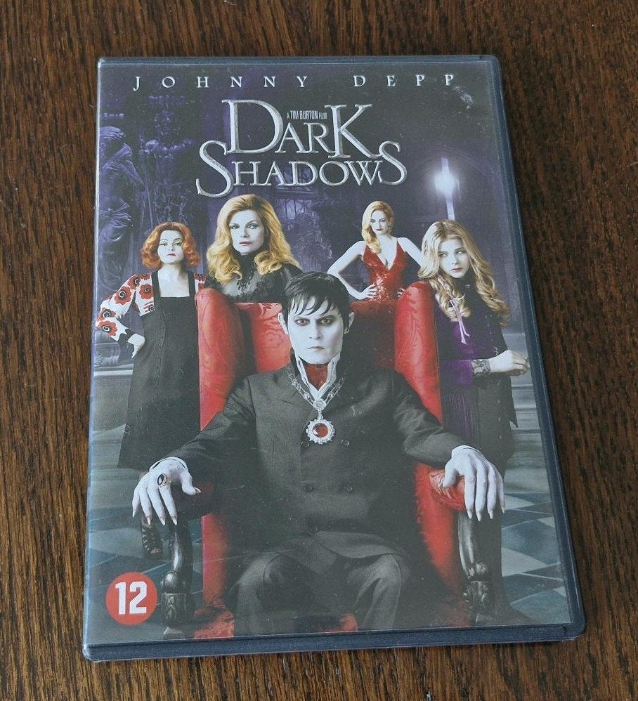 DVD - Dark Shadows - Johnny Depp - A Tim Burton Film, Engels, Verzenden, Nederlands, Zo goed als nieuw