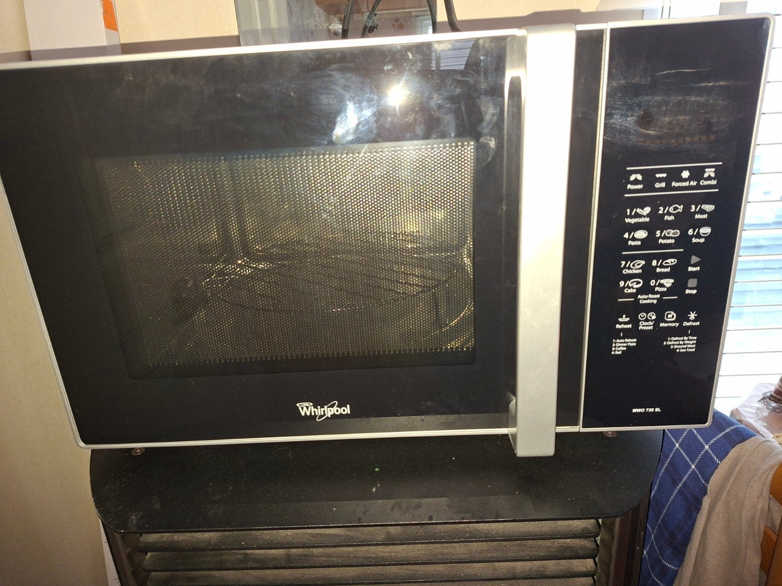 gratis Whirlpool MWO 730 SL, Ophalen
