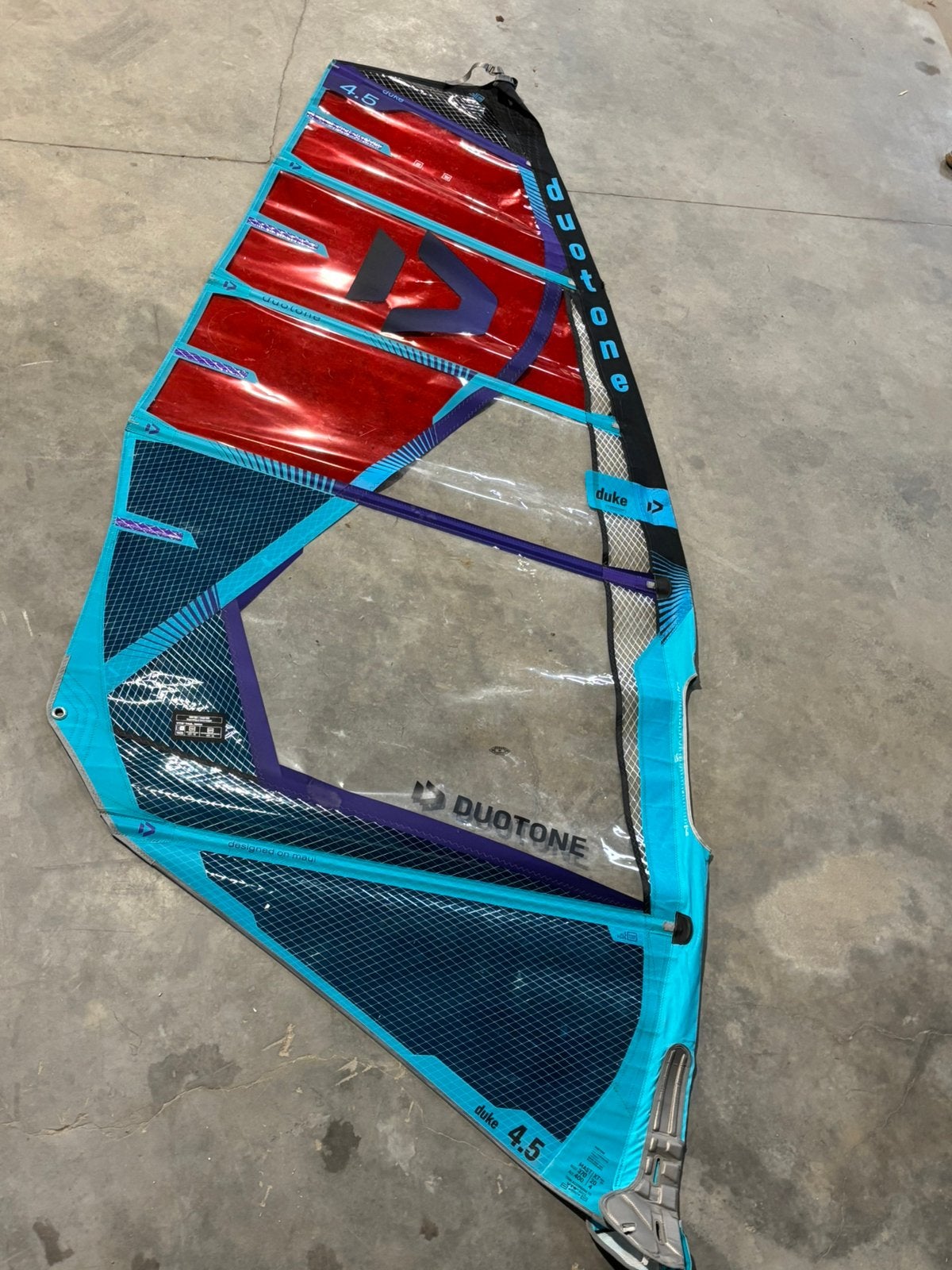 Duotone duke 4.5 zeil, Watersport en Boten, Ophalen, 3.5 tot 5 m², Zeil, Duotone
