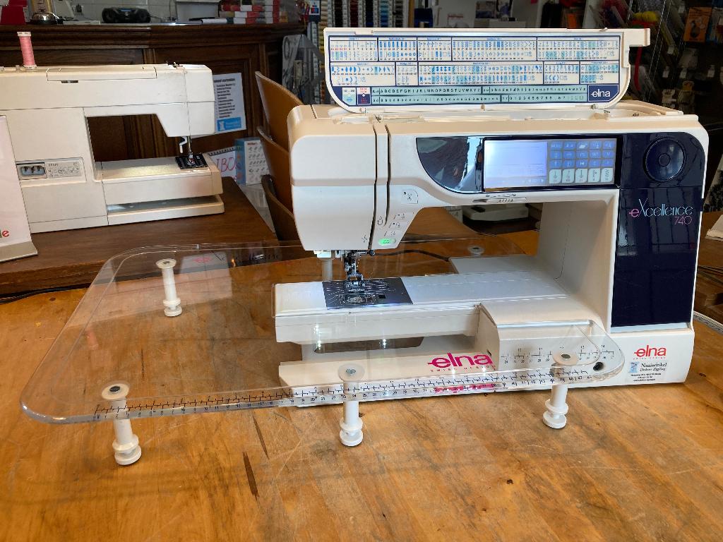 Elna eXcellence 740 Quilt met geïntegreerd boventransport, Overige merken, Gebruikt, Ophalen of Verzenden, Naaimachine