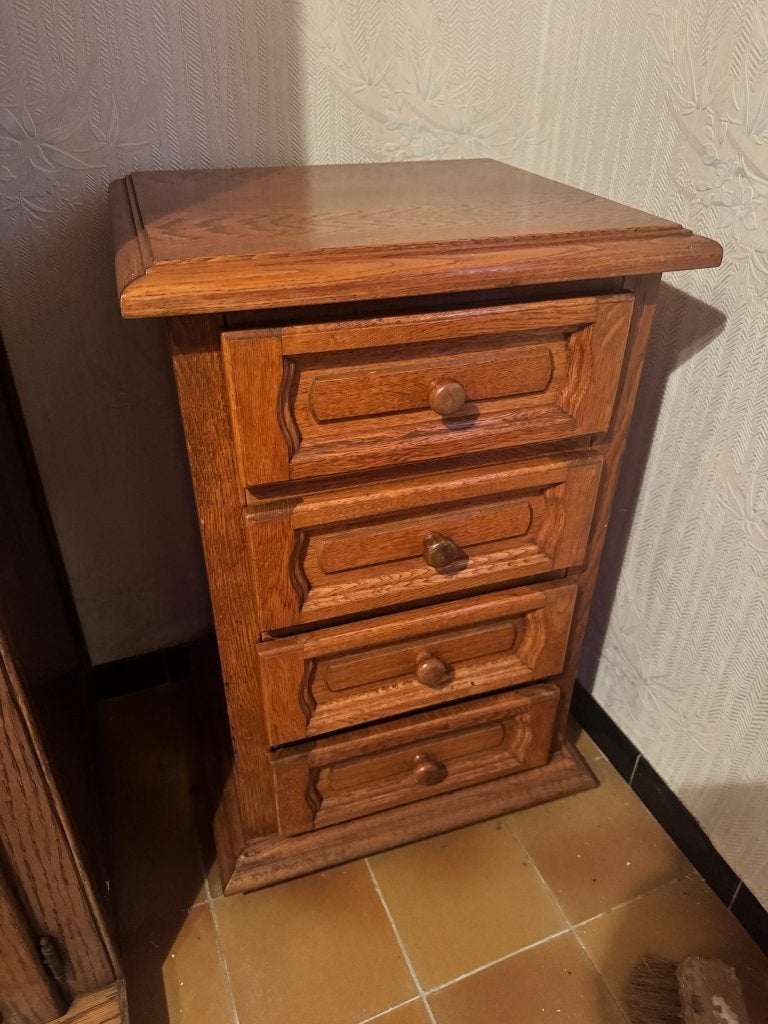 Nachtkastje – 4 laden, Huis en Inrichting, Ophalen